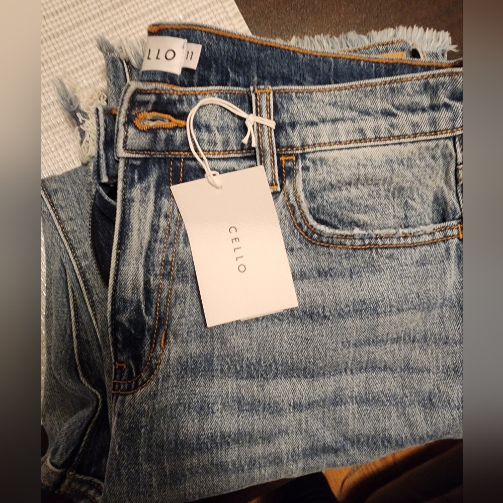 NWT Cello size 11 jeans